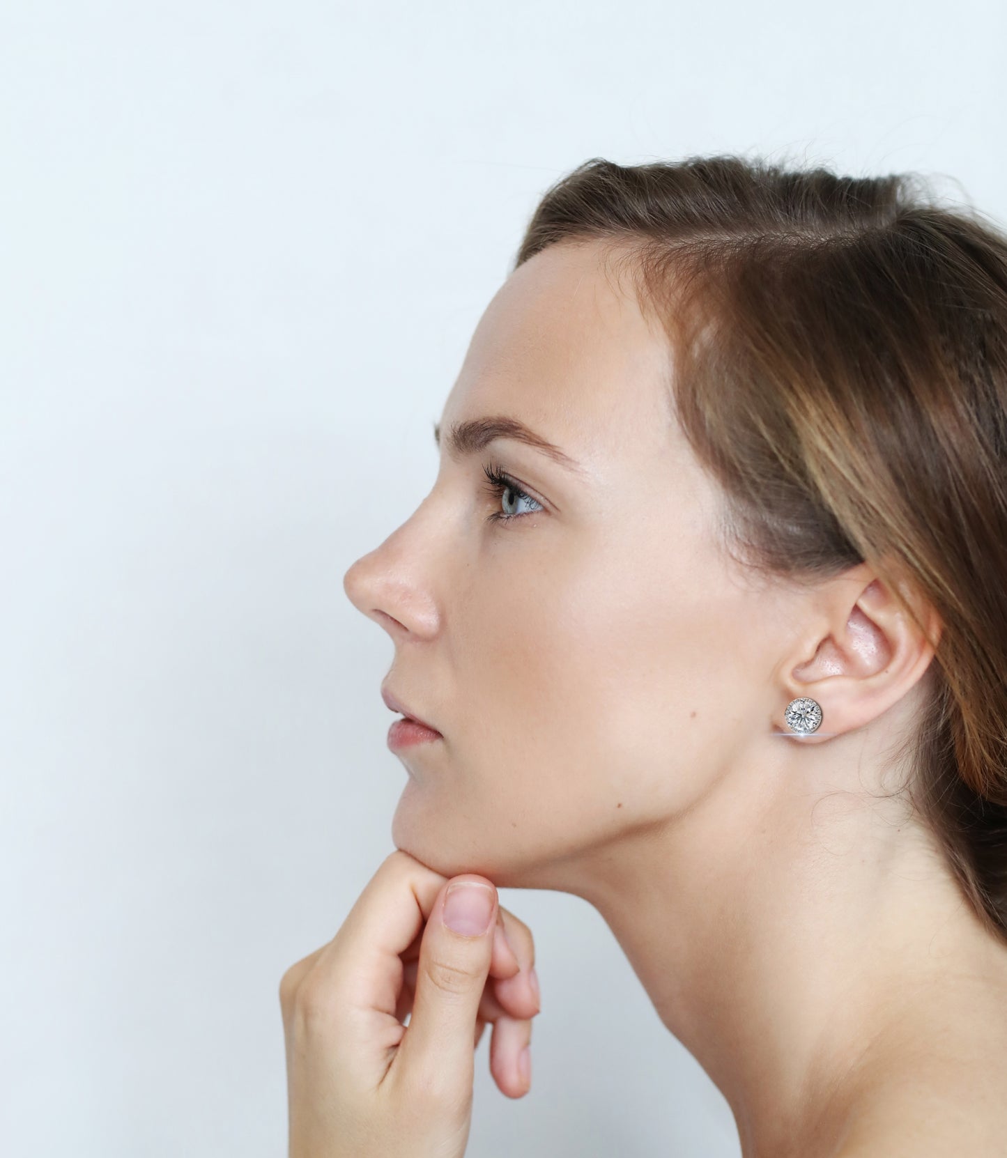 Layla - 1.98ct TW Round-Cut Diamond Halo Stud Earrings